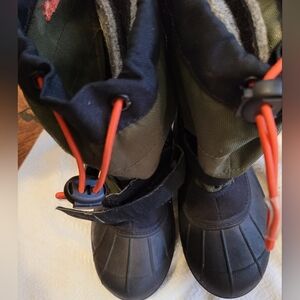 Columbia Childrens Powderbug Plus Winter Boot Sz 2